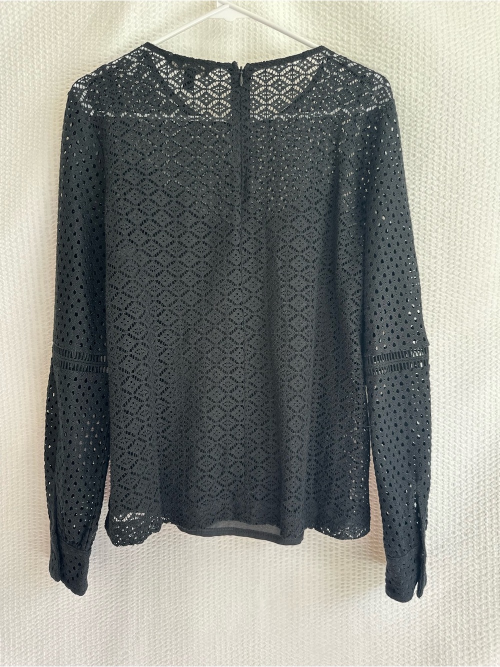 BANANA REPUBLIC Black Lace Long Sleeve Blouse Sheer Sleeve Dressy Top Small